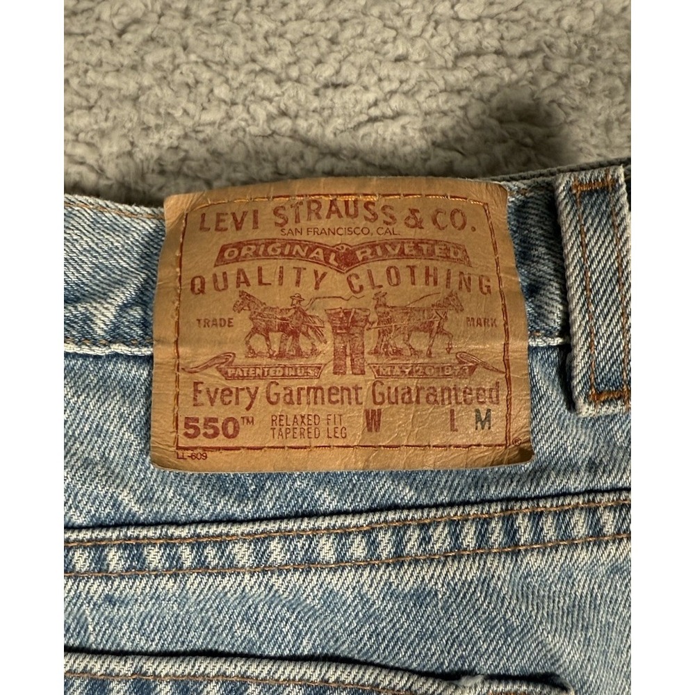 Vintage Levis 550 Relaxed Tapered Leg Denim Jeans Womens‎ 24 W M Blue Light Wash - Picture 6 of 11